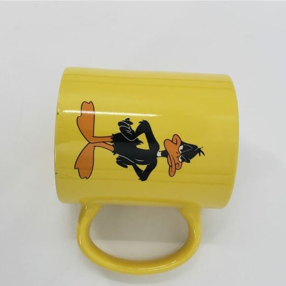 LOONEY TUNES yellow Daffy Duck mug - Picture 2 of 4
